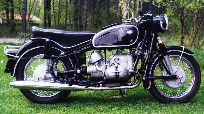 bmw02.jpg (40343 bytes)