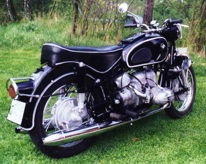 bmw04.jpg (51545 bytes)
